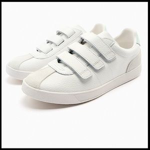 𝐙𝐀𝐑𝐀 Leather 3 Strap Velcro Size 40